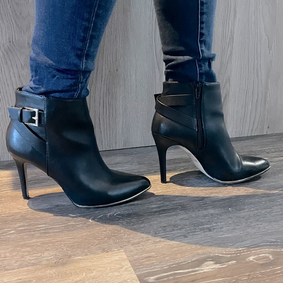 Spring Heeled Boots | Poshmark